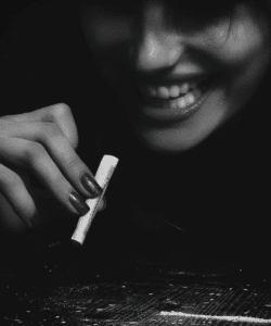 המדינה לבג"ץ: הורה לכחלון להשוות את המס על הטבק לגלגול לזה של סיגריות רגילות